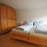Haus Fiel דירה