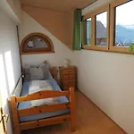 Haus Fiel 아파트 *